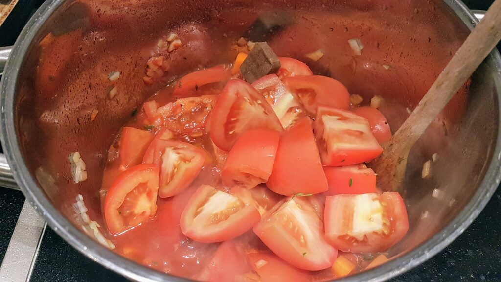 Kook de klassieker: tomatensoep met balletjes