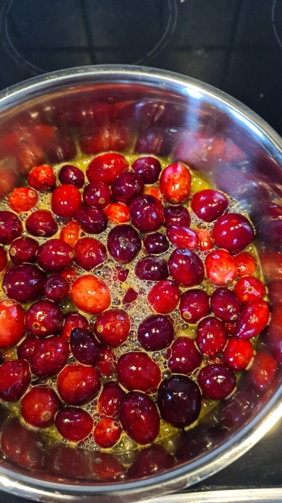 cranberrysaus maken